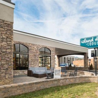 The Wayback, Pigeon Forge, A Tribute Portfolio Hotel Thumbnail