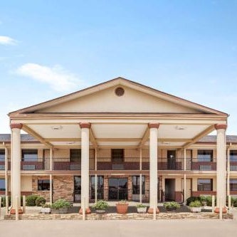 Days Inn by Wyndham Paris Thumbnail