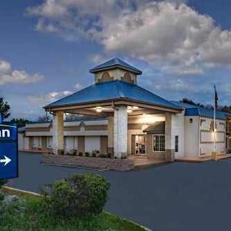 Days Inn by Wyndham Cookeville Thumbnail
