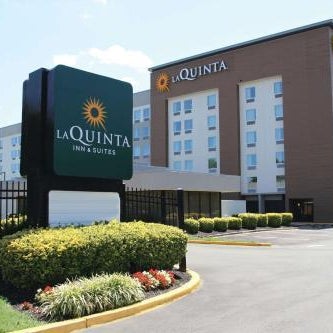 La Quinta Inn & Suites by Wyndham DC Metro Capitol Beltway Thumbnail
