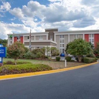Holiday Inn Express Washington DC East- Andrews AFB By IHG Thumbnail