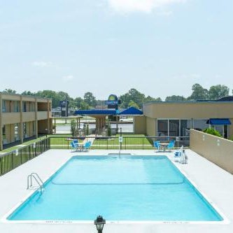 Days Inn by Wyndham Washington Thumbnail