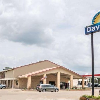 Days Inn by Wyndham Bastrop Thumbnail