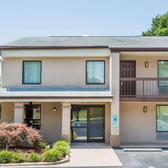 Days Inn by Wyndham Winston Salem North Thumbnail