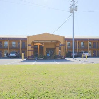 Travelers Inn Elizabethton Thumbnail