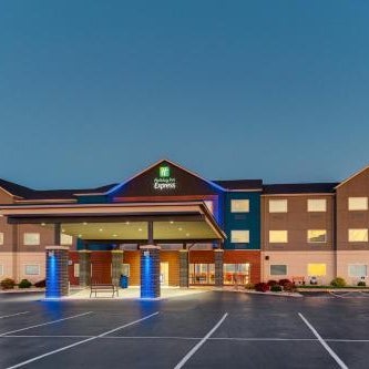 Holiday Inn Express Cincinnati North - Monroe By IHG