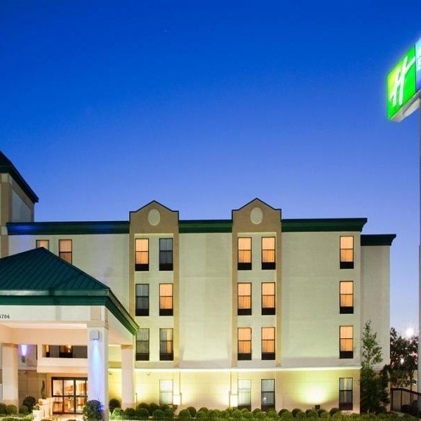 Four Points by Sheraton Fayetteville Fort Liberty Thumbnail