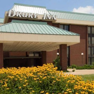 Heritage Inn & Suites St. Louis/Fenton, Trademark by Wyndham Thumbnail