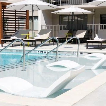 DoubleTree Suites by Hilton Hotel Nashville Airport