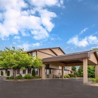 Econo Lodge Traverse City Thumbnail