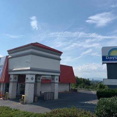 Days Inn by Wyndham Harrisonburg Thumbnail