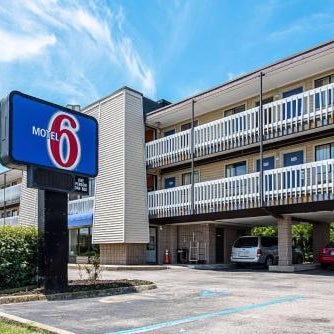 Budget Inn-Norfolk, VA - Oceanview Thumbnail
