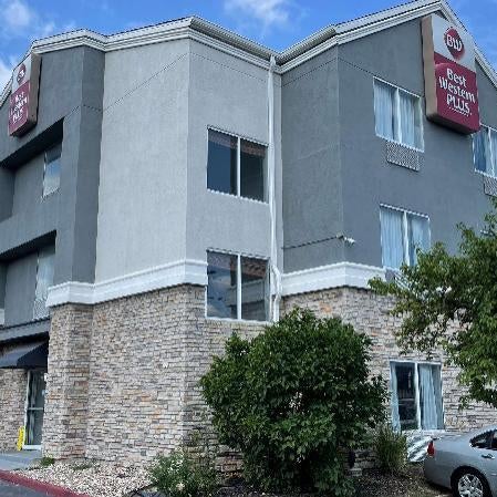 Best Western Plus Columbia Inn Thumbnail