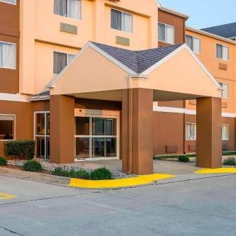 Fairfield Inn & Suites by Marriott Holland Thumbnail