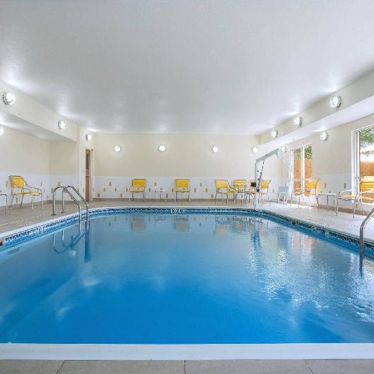 Comfort Inn & Suites Thumbnail