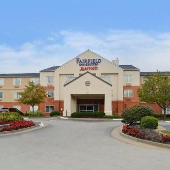 Baymont by Wyndham St. Charles Thumbnail