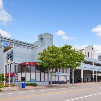 Four Points by Sheraton Virginia Beach Oceanfront Thumbnail