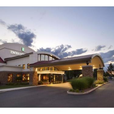 Embassy Suites By Hilton Detroit Metro Airport Thumbnail