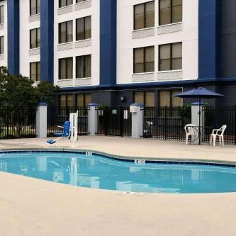 Clarion Pointe Jacksonville near Camp Lejeune Thumbnail