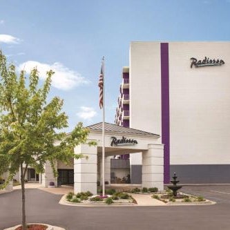Radisson Hotel Grand Rapids Riverfront Thumbnail