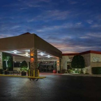 Ramada by Wyndham Statesville Thumbnail
