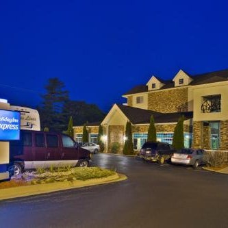 Holiday Inn Express Mackinaw City By IHG Thumbnail