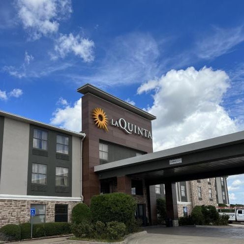 La Quinta Inn & Suites by Wyndham Denison - North Lake Texoma Thumbnail