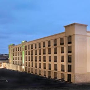 Holiday Inn Cleveland - South Independence By IHG Thumbnail
