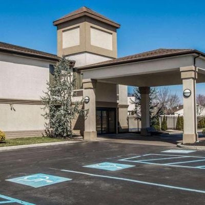 Quality Inn & Suites NJ State Capital Area Thumbnail