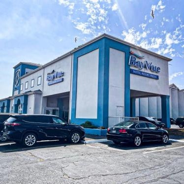 BayVue Hotel, Resort & Suites Thumbnail