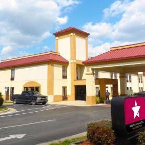 Red Roof Inn Washington, NC Thumbnail