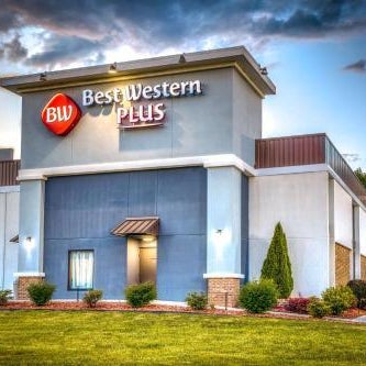 Best Western Plus Yadkin Valley Inn & Suites Thumbnail