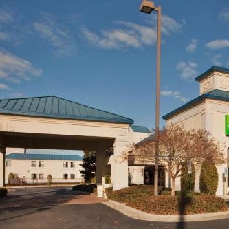 Holiday Inn Express & Suites Wilson I-95 By IHG Thumbnail