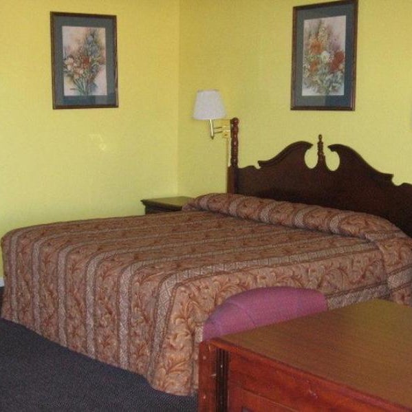 Executive Inn By OYO Mineral Wells US-180 Thumbnail