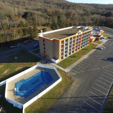 Howard Johnson by Wyndham Lexington Thumbnail