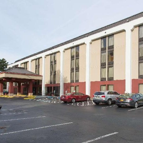 Studio and Suites 4 Less Western Branch Thumbnail