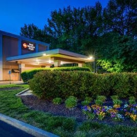 Best Western Plus Richmond Airport Hotel Thumbnail