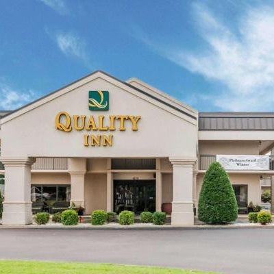Quality Inn Paris Thumbnail
