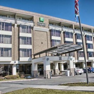 Holiday Inn Express Detroit-Birmingham By IHG Thumbnail
