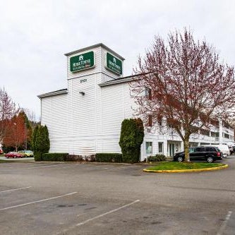 HomeTowne Studios Tacoma - Puyallup Thumbnail