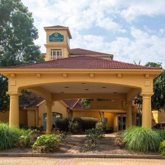 La Quinta Inn & Suites by Wyndham Charlotte Airport South Thumbnail