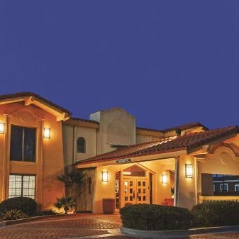 La Quinta Inn & Suites by Wyndham Midland Thumbnail