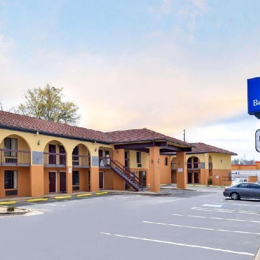 Americas Best Value Inn Denver Thumbnail