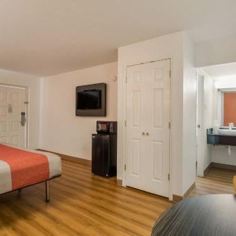 Motel 6-Beaumont, TX Thumbnail