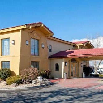 La Quinta Inn & Suites by Wyndham Reno Thumbnail
