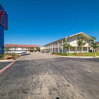 Motel 6-Dallas, TX - Farmers Branch Thumbnail