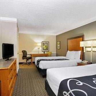 La Quinta Inn & Suites by Wyndham Denver  Golden Thumbnail