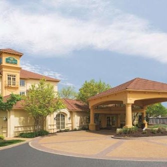 La Quinta Inn & Suites by Wyndham Westport Thumbnail