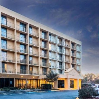 La Quinta Inn & Suites by Wyndham Nashville Airport/Opryland Thumbnail