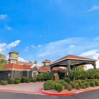 La Quinta Inn & Suites by Wyndham Phoenix Scottsdale Thumbnail